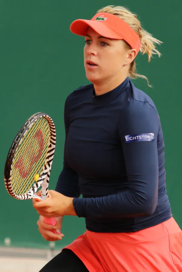 Pavlyuchenkova